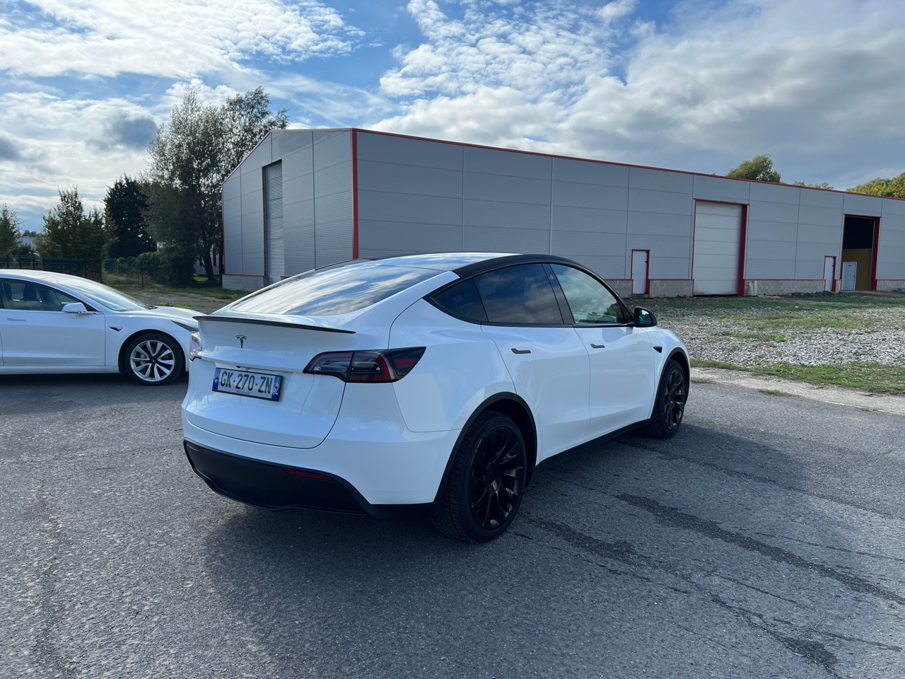 TESLA Model Y – Autopilot – Covering Carbon – Jante 20” - SUV: bilde 2 TESLA Model Y – Autopilot – Covering Carbon – Jante 20” - SUV: bilde 2