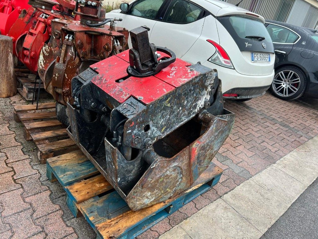 BENNA USATA MINELLI A CUCCHIAIO CON ROTORE - Gripeskuff: bilde 2 BENNA USATA MINELLI A CUCCHIAIO CON ROTORE - Gripeskuff: bilde 2