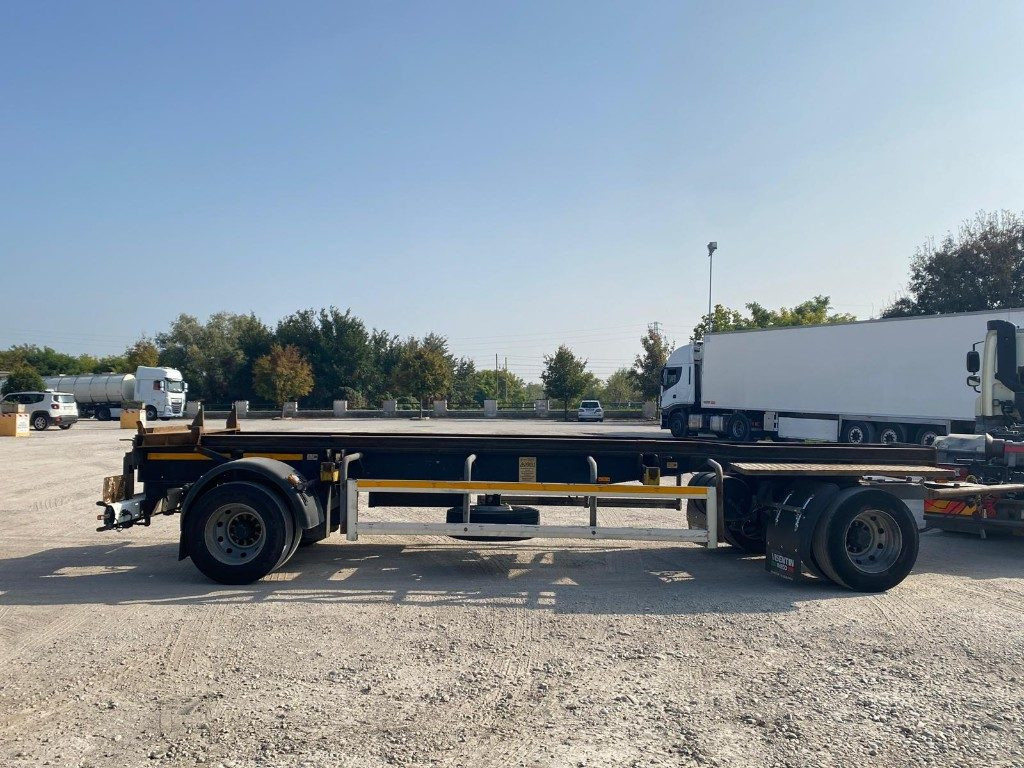 CARDI RIMORCHIO CARDI SCARRABILE PNEUMATICO - Krokhenger/ Liftdumper henger: bilde 4 CARDI RIMORCHIO CARDI SCARRABILE PNEUMATICO - Krokhenger/ Liftdumper henger: bilde 4