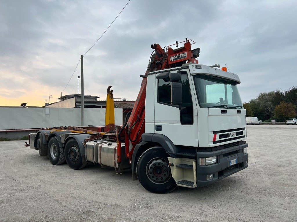 IVECO 260E43 EUROTECH USATO SCARRABILE CON GRU - Krokbil: bilde 5 IVECO 260E43 EUROTECH USATO SCARRABILE CON GRU - Krokbil: bilde 5