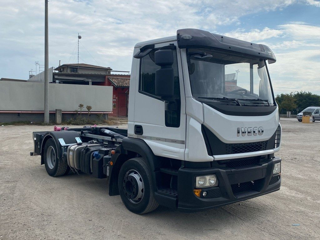 IVECO EUROCARGO 120E25 SCARRABILE - Krokbil: bilde 2 IVECO EUROCARGO 120E25 SCARRABILE - Krokbil: bilde 2