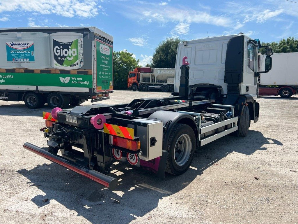 IVECO EUROCARGO 120E28 CON SCARRABILE NUOVO - Krokbil: bilde 5 IVECO EUROCARGO 120E28 CON SCARRABILE NUOVO - Krokbil: bilde 5