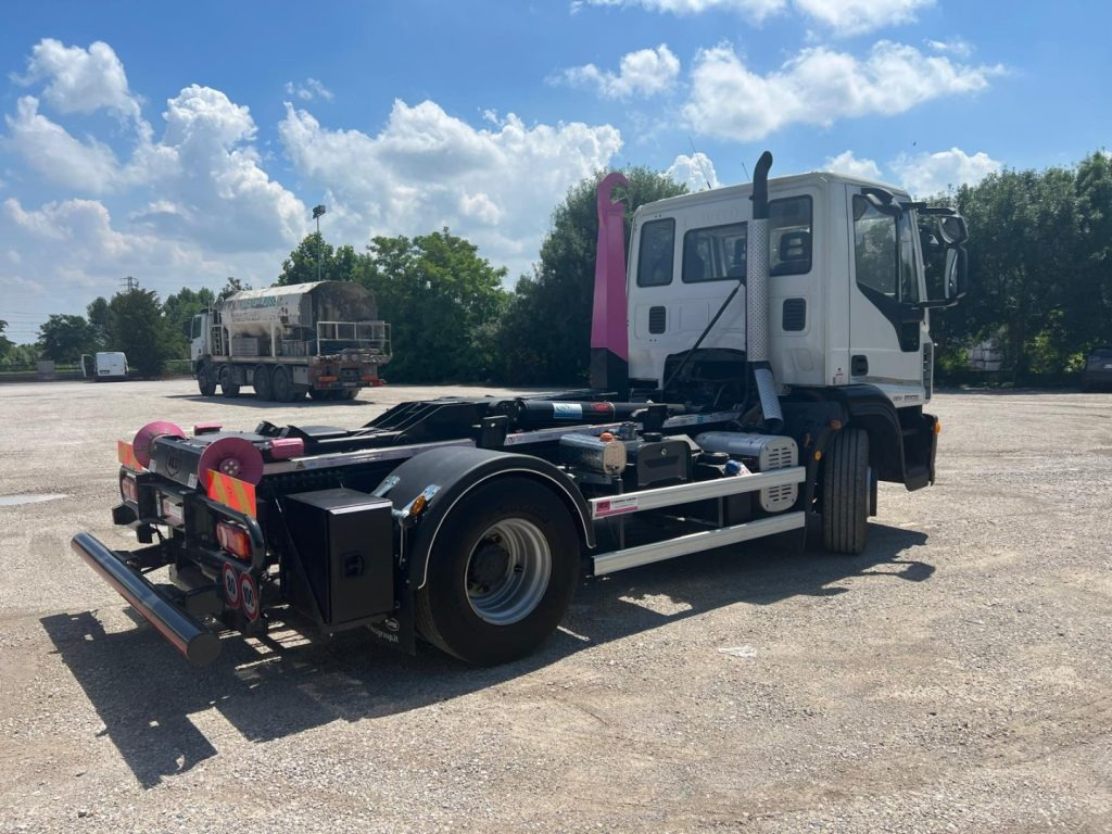 IVECO EUROCARGO 160E25 SCARRABILE - Krokbil: bilde 5 IVECO EUROCARGO 160E25 SCARRABILE - Krokbil: bilde 5