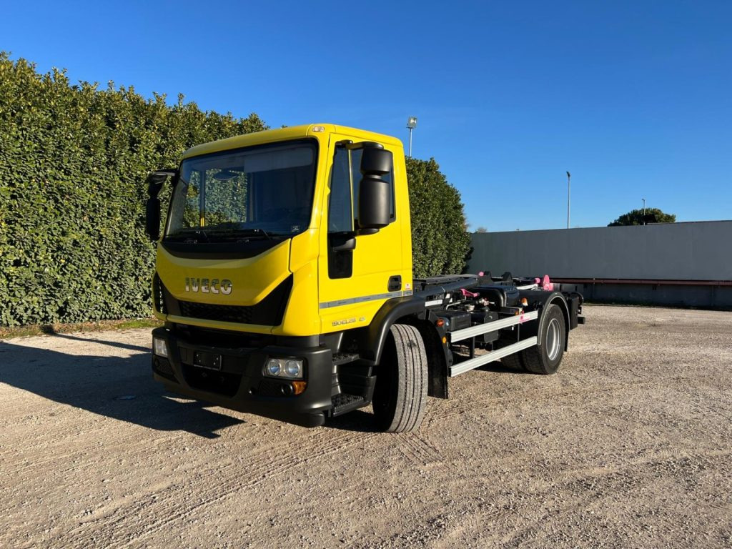 IVECO EUROCARGO 180EL28 SCARRABILE - Krokbil: bilde 2 IVECO EUROCARGO 180EL28 SCARRABILE - Krokbil: bilde 2