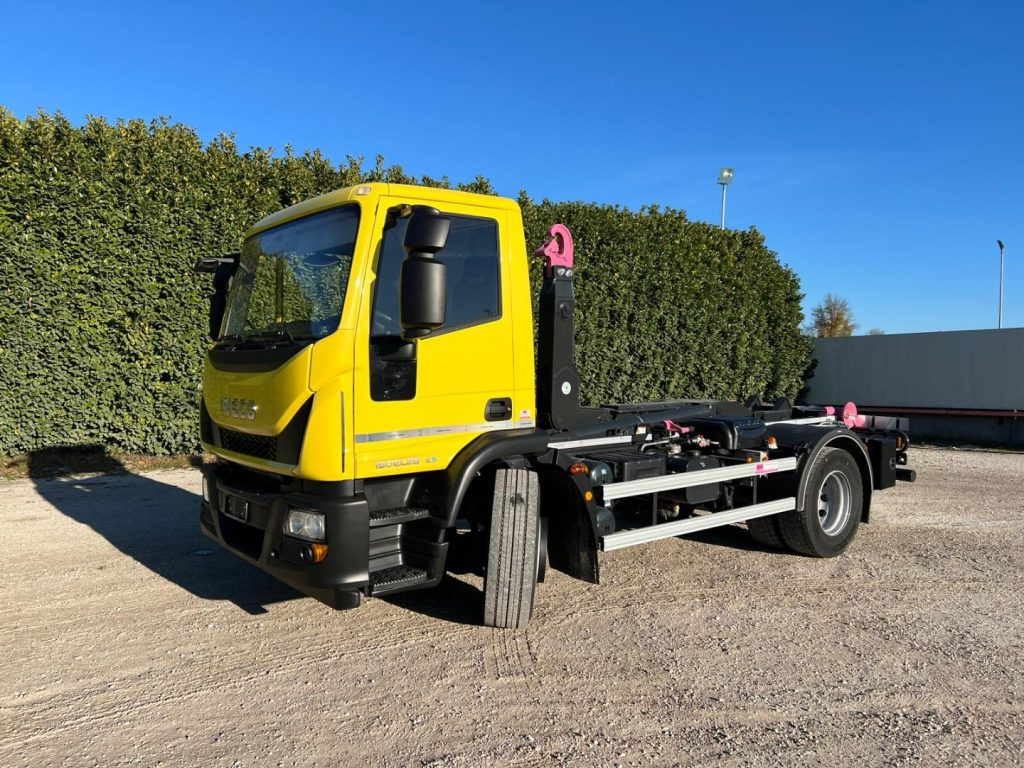 IVECO EUROCARGO 180EL28 SCARRABILE - Krokbil: bilde 1 IVECO EUROCARGO 180EL28 SCARRABILE - Krokbil: bilde 1
