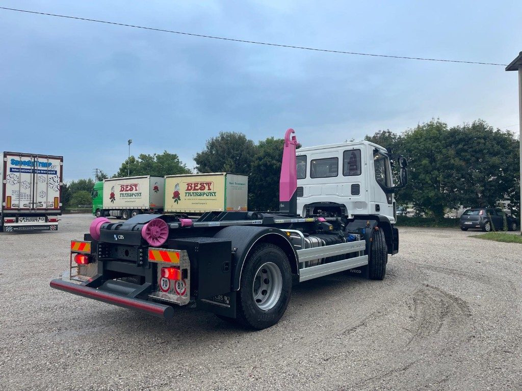 IVECO EUROCARGO 180K32 SCARRABILE NUOVO - Krokbil: bilde 4 IVECO EUROCARGO 180K32 SCARRABILE NUOVO - Krokbil: bilde 4