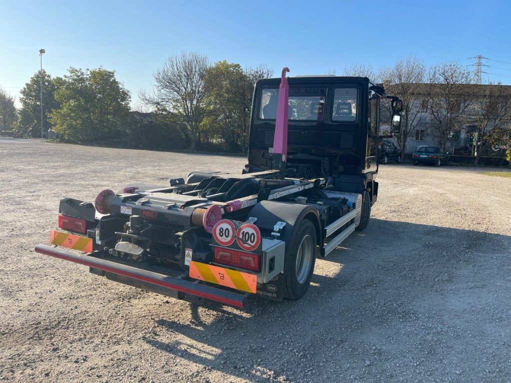Krokbil IVECO EUROCARGO 75E18 CON SCARRABILE NUOVO: bilde 6