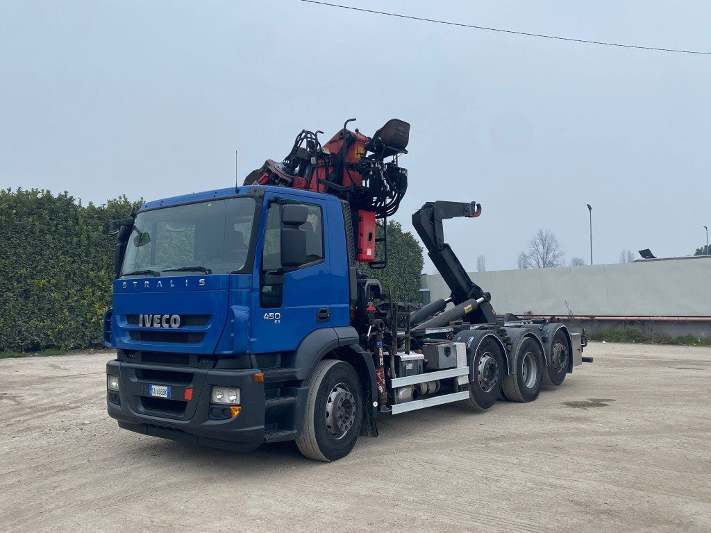 Krokbil IVECO STRALIS 260.450 SCARRABILE CON GRU: bilde 6