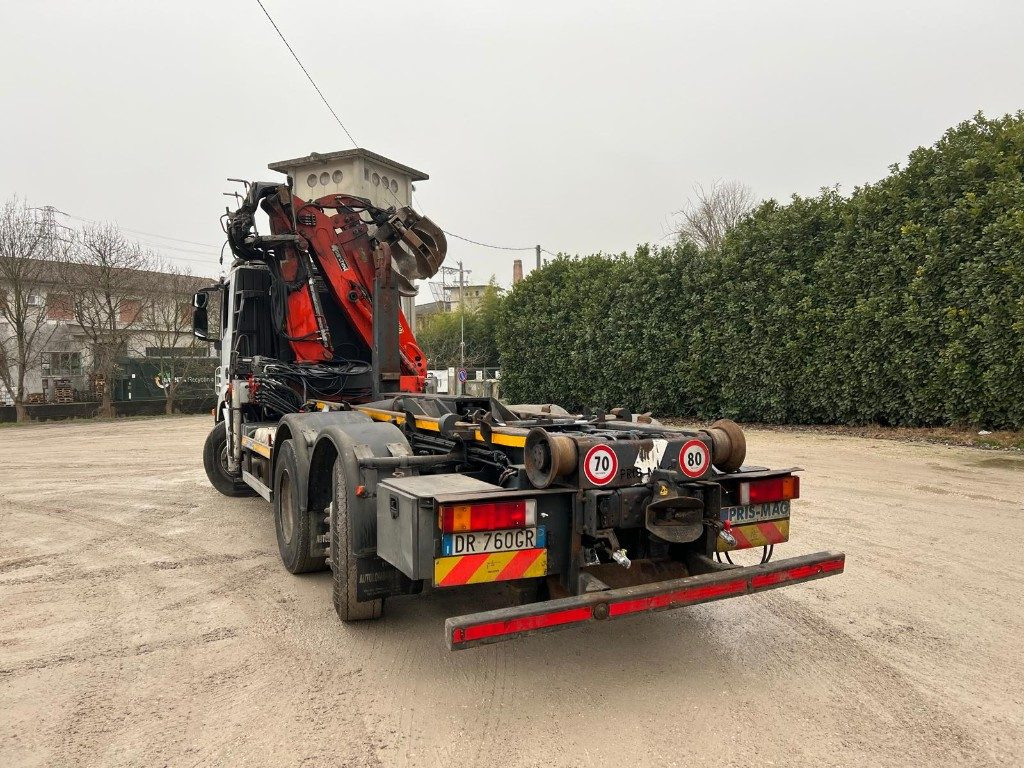 IVECO STRALIS 260S42 SCARRABILE USATO CON GRU - Krokbil: bilde 4 IVECO STRALIS 260S42 SCARRABILE USATO CON GRU - Krokbil: bilde 4