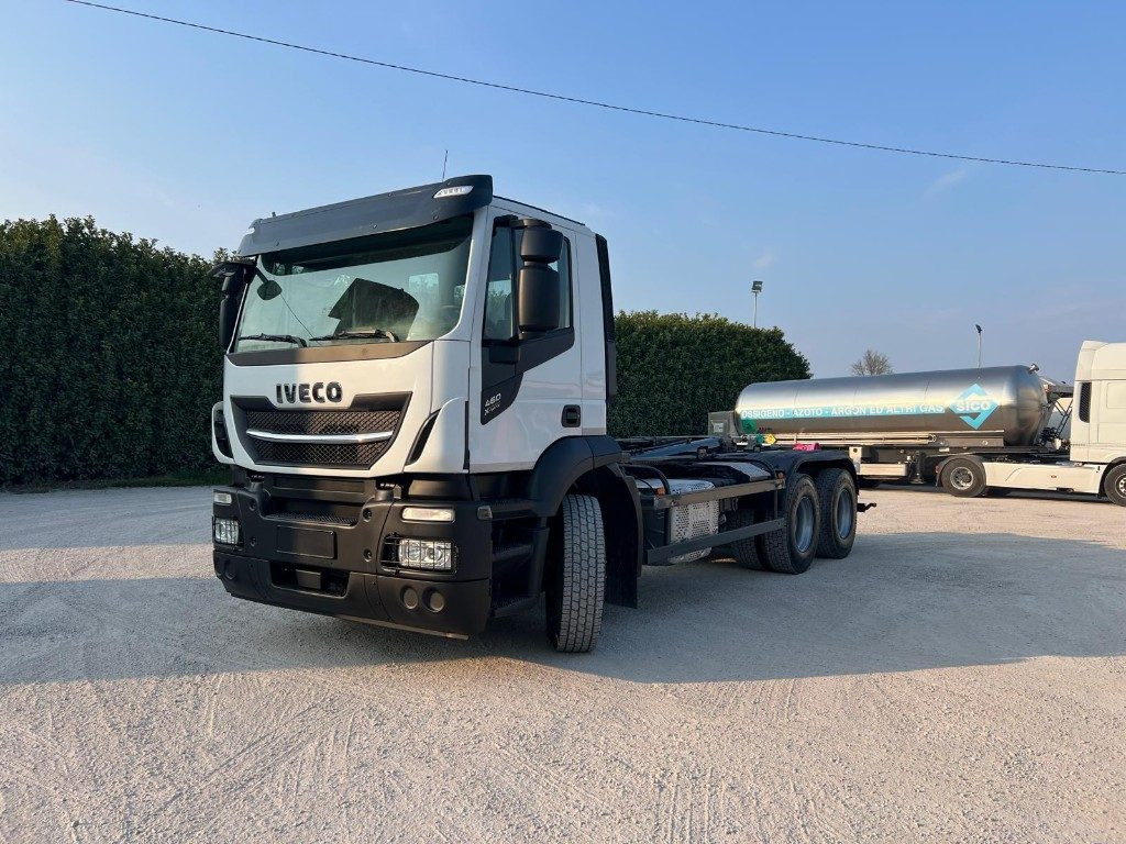 IVECO STRALIS 460 X-WAY USATO SCARRABILE 6X4 - Krokbil: bilde 1 IVECO STRALIS 460 X-WAY USATO SCARRABILE 6X4 - Krokbil: bilde 1
