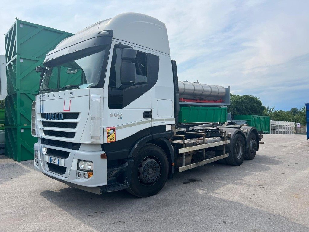 IVECO STRALIS AS260S 50Y SCARRABILE - Krokbil: bilde 2 IVECO STRALIS AS260S 50Y SCARRABILE - Krokbil: bilde 2