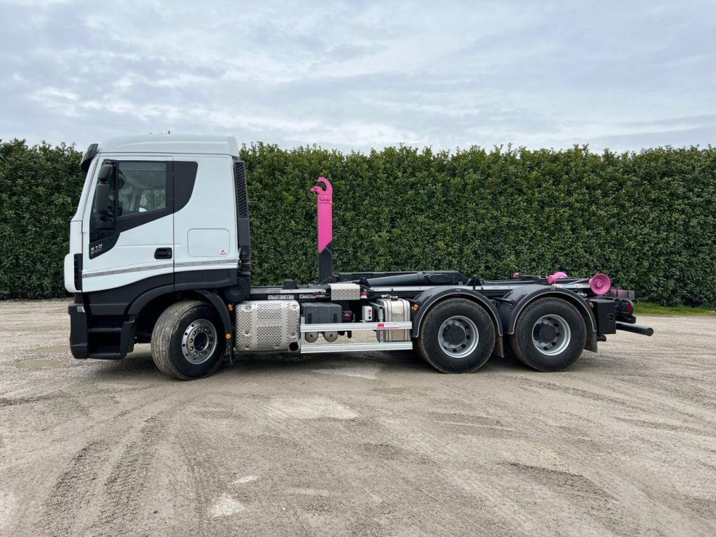 IVECO STRALIS X-WAY 510 TRAKKER SCARRABILE - Krokbil: bilde 2 IVECO STRALIS X-WAY 510 TRAKKER SCARRABILE - Krokbil: bilde 2