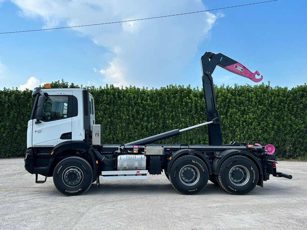 IVECO TRAKKER T-WAY AD380T NUOVO SCARRABILE - Krokbil: bilde 2 IVECO TRAKKER T-WAY AD380T NUOVO SCARRABILE - Krokbil: bilde 2