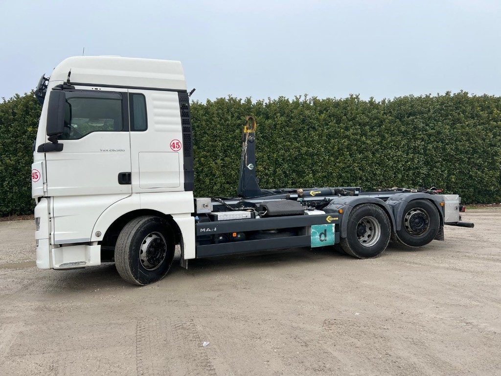 MAN TGX 26.500 USATO SCARRABILE 6X2 - Krokbil: bilde 2 MAN TGX 26.500 USATO SCARRABILE 6X2 - Krokbil: bilde 2