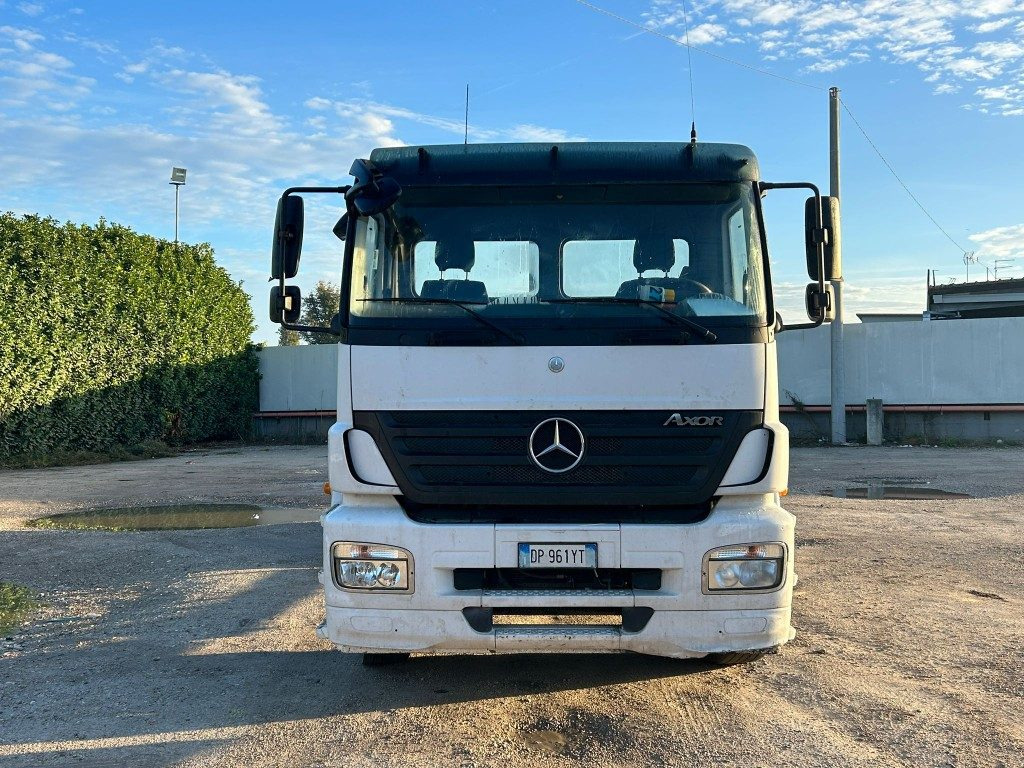MERCEDES-BENZ MERCEDES 2533 SCARRABILE - Krokbil: bilde 2 MERCEDES-BENZ MERCEDES 2533 SCARRABILE - Krokbil: bilde 2