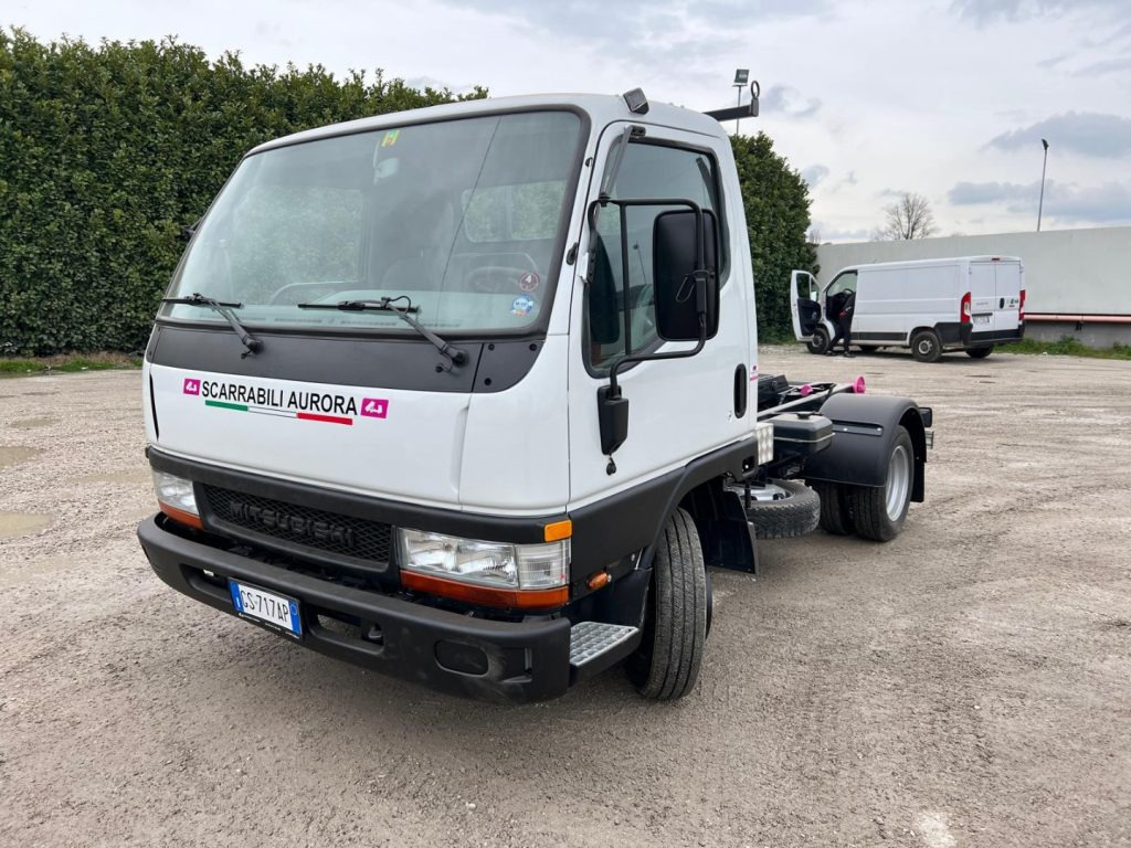 MITSUBISHI CANTER 3.0 SCARRABILE - Krokbil: bilde 2 MITSUBISHI CANTER 3.0 SCARRABILE - Krokbil: bilde 2