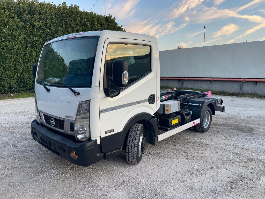 NISSAN NT400 SCARRABILE PATENTE B - Krokbil: bilde 1 NISSAN NT400 SCARRABILE PATENTE B - Krokbil: bilde 1