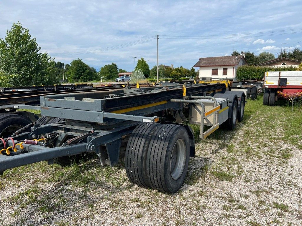 PIACENZA RIMORCHIO PIACENZA SCARRABILE BALESTRATO - Krokhenger/ Liftdumper henger: bilde 2 PIACENZA RIMORCHIO PIACENZA SCARRABILE BALESTRATO - Krokhenger/ Liftdumper henger: bilde 2