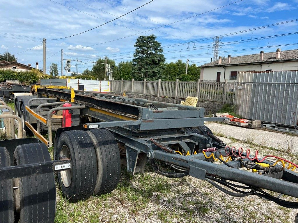 PIACENZA RIMORCHIO PIACENZA SCARRABILE BALESTRATO - Krokhenger/ Liftdumper henger: bilde 4 PIACENZA RIMORCHIO PIACENZA SCARRABILE BALESTRATO - Krokhenger/ Liftdumper henger: bilde 4
