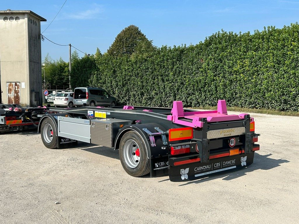 PIACENZA RIMORCHIO PIACENZA SCARRABILE PNEUMATICO NUOVO - Krokhenger/ Liftdumper henger: bilde 1 PIACENZA RIMORCHIO PIACENZA SCARRABILE PNEUMATICO NUOVO - Krokhenger/ Liftdumper henger: bilde 1