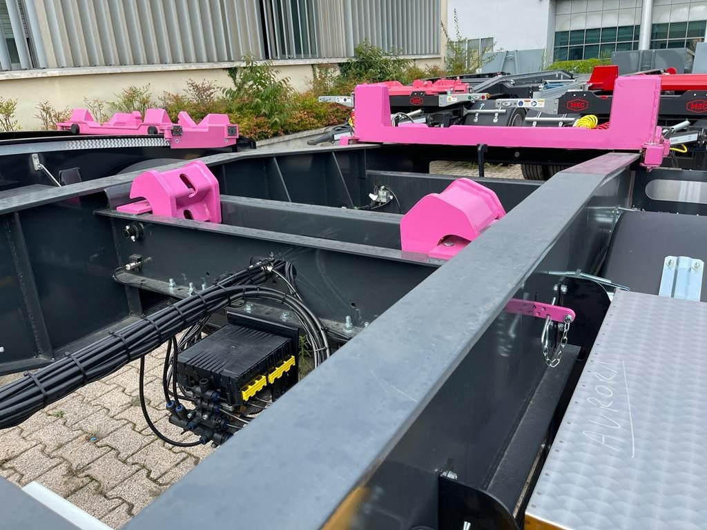 RIMORCHIO CBS NUOVO SCARRABILE - Krokhenger/ Liftdumper henger: bilde 4 RIMORCHIO CBS NUOVO SCARRABILE - Krokhenger/ Liftdumper henger: bilde 4