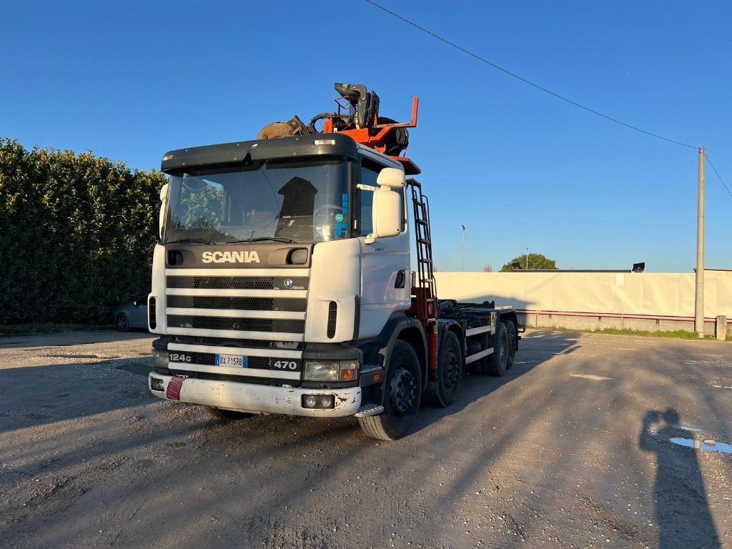 SCANIA CV R124 SCARRABILE CON GRU E POLIPO - Krokbil: bilde 3 SCANIA CV R124 SCARRABILE CON GRU E POLIPO - Krokbil: bilde 3