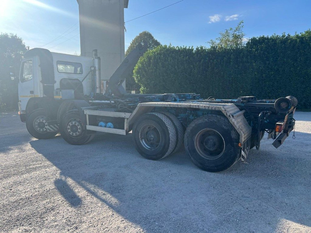 VOLVO FM12 SCARRABILE - Krokbil: bilde 2 VOLVO FM12 SCARRABILE - Krokbil: bilde 2