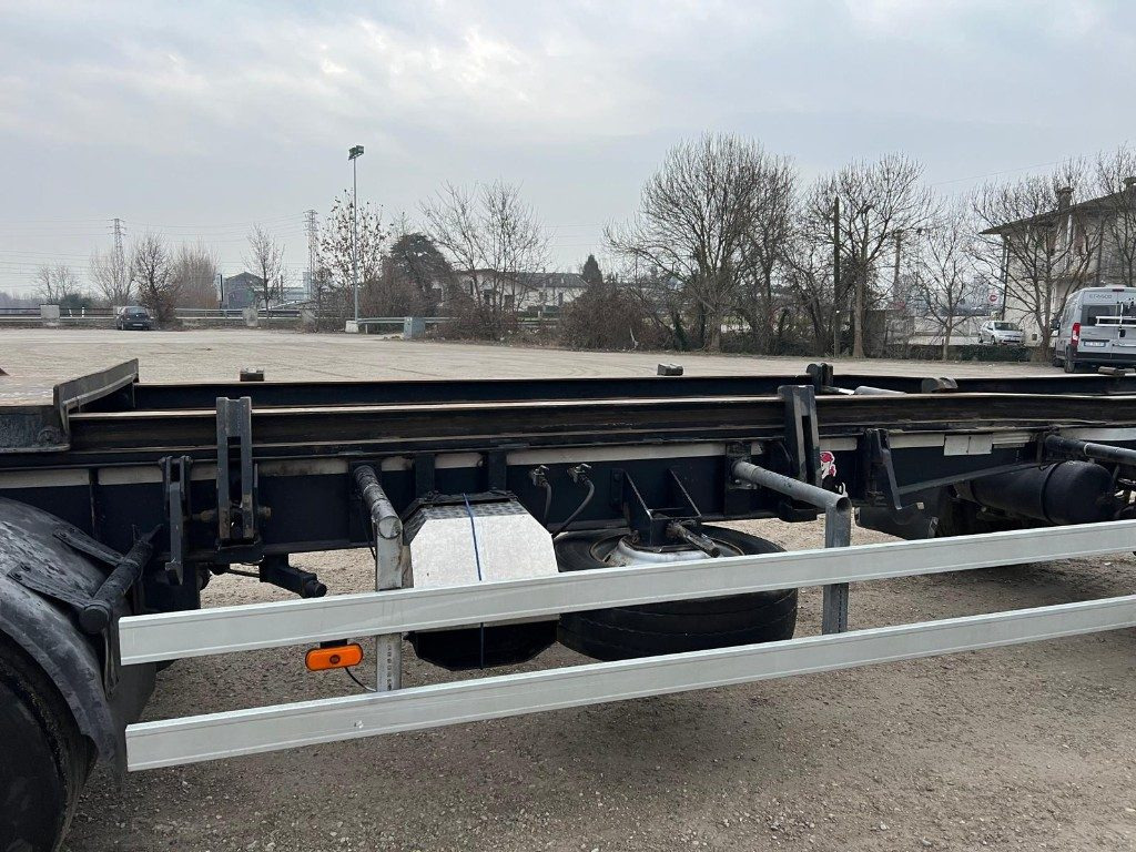 ZORZI RIMORCHIO SCARRABILE ZORZI 20R070 PNEUMATICO - Krokhenger/ Liftdumper henger: bilde 4 ZORZI RIMORCHIO SCARRABILE ZORZI 20R070 PNEUMATICO - Krokhenger/ Liftdumper henger: bilde 4