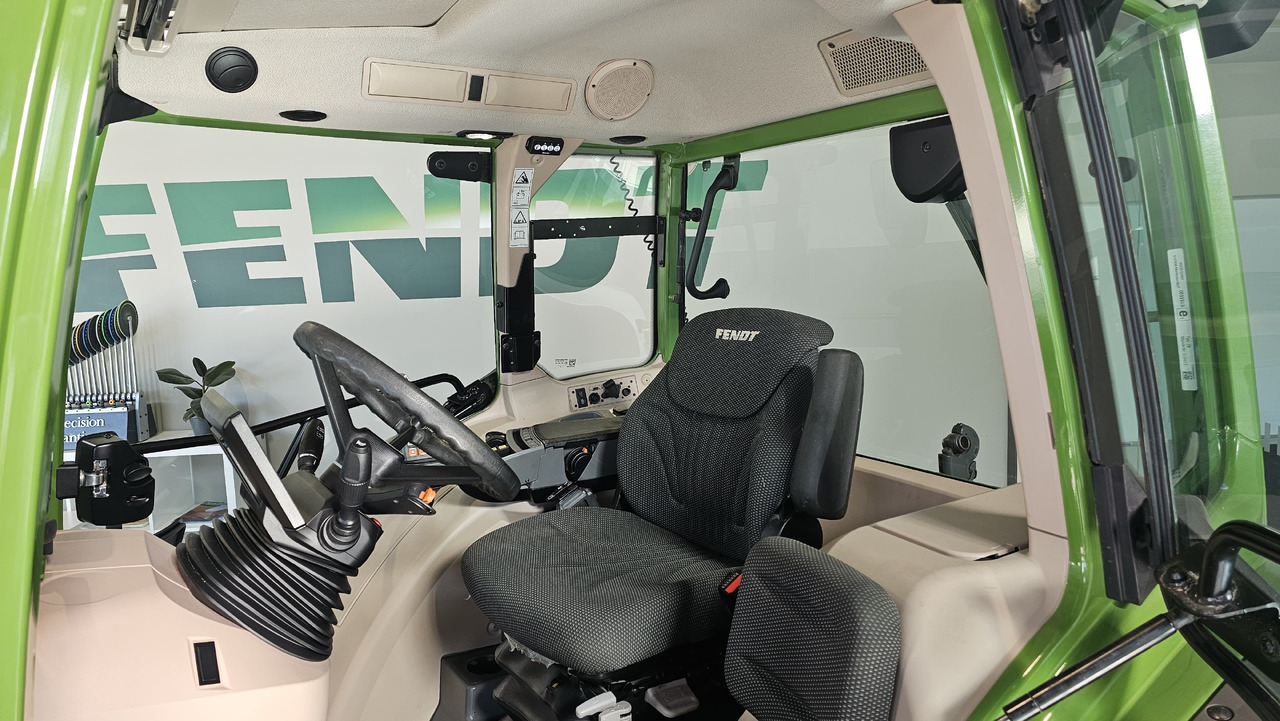 FENDT 211S VARIO - Traktor: bilde 5 FENDT 211S VARIO - Traktor: bilde 5