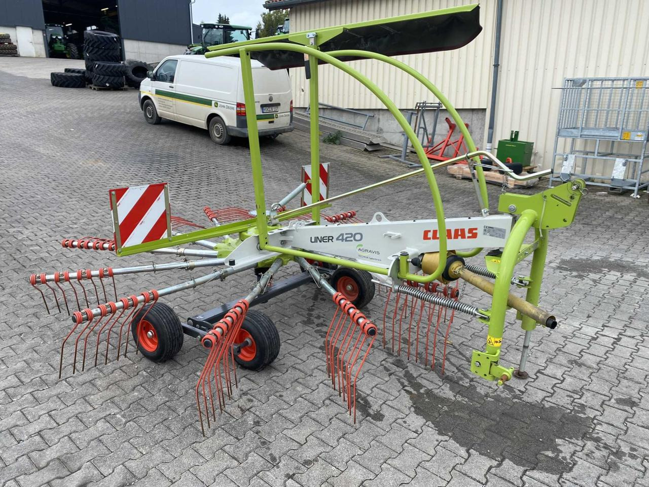 CLAAS Liner 420 - Høyvender: bilde 1 CLAAS Liner 420 - Høyvender: bilde 1