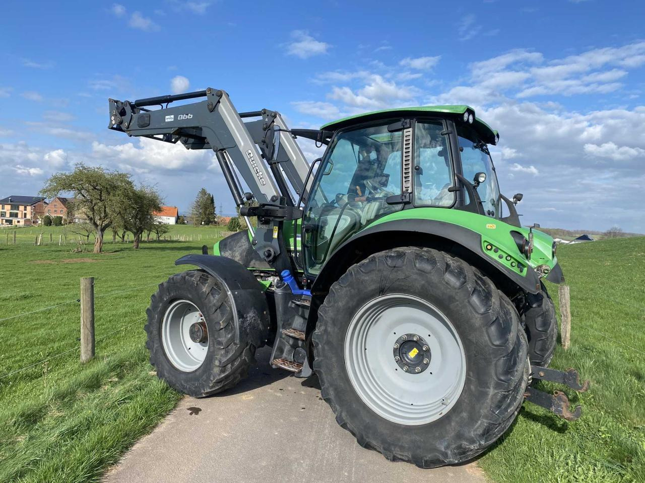 Deutz-Fahr 6150.4 Agrotron TTV - Traktor: bilde 4 Deutz-Fahr 6150.4 Agrotron TTV - Traktor: bilde 4