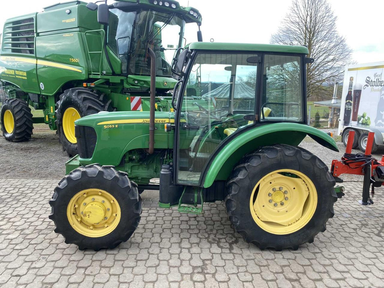 John Deere 5055E - Traktor: bilde 4 John Deere 5055E - Traktor: bilde 4