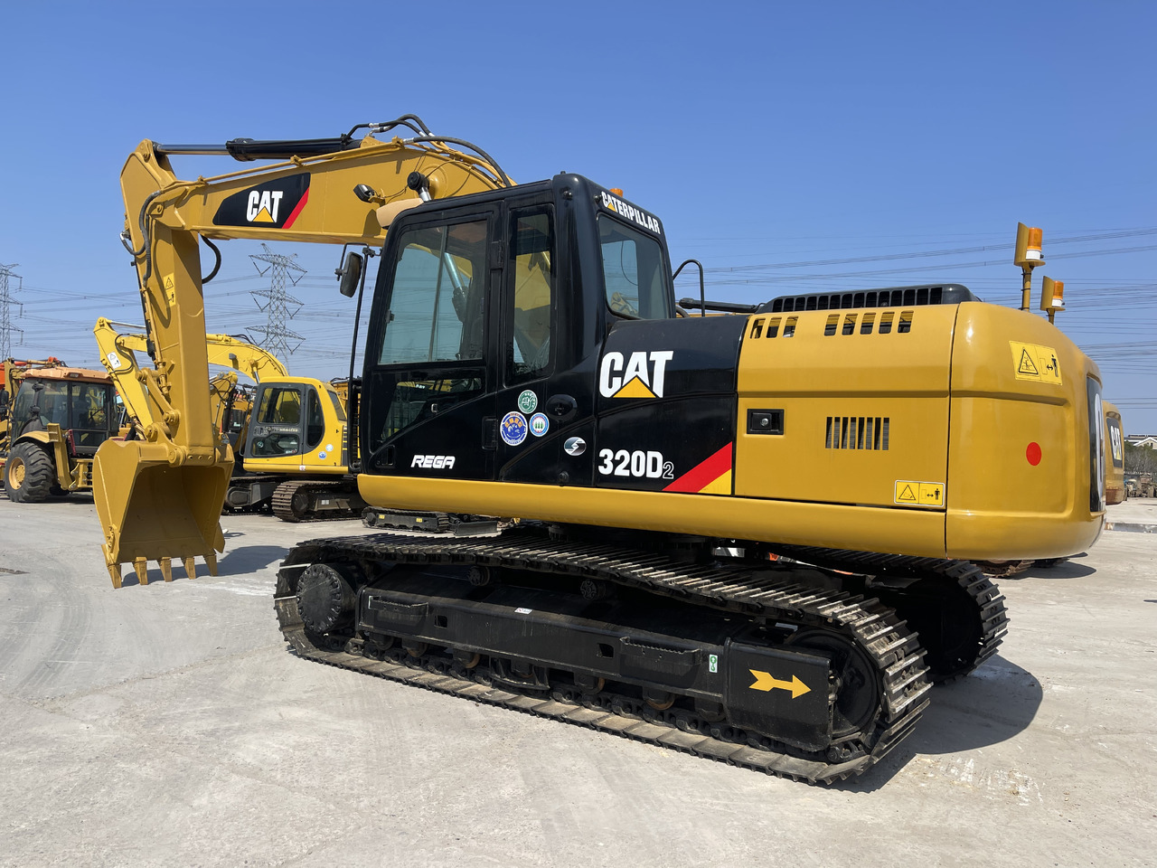 CATERPILLAR CAT 320D - Beltegraver: bilde 1 CATERPILLAR CAT 320D - Beltegraver: bilde 1
