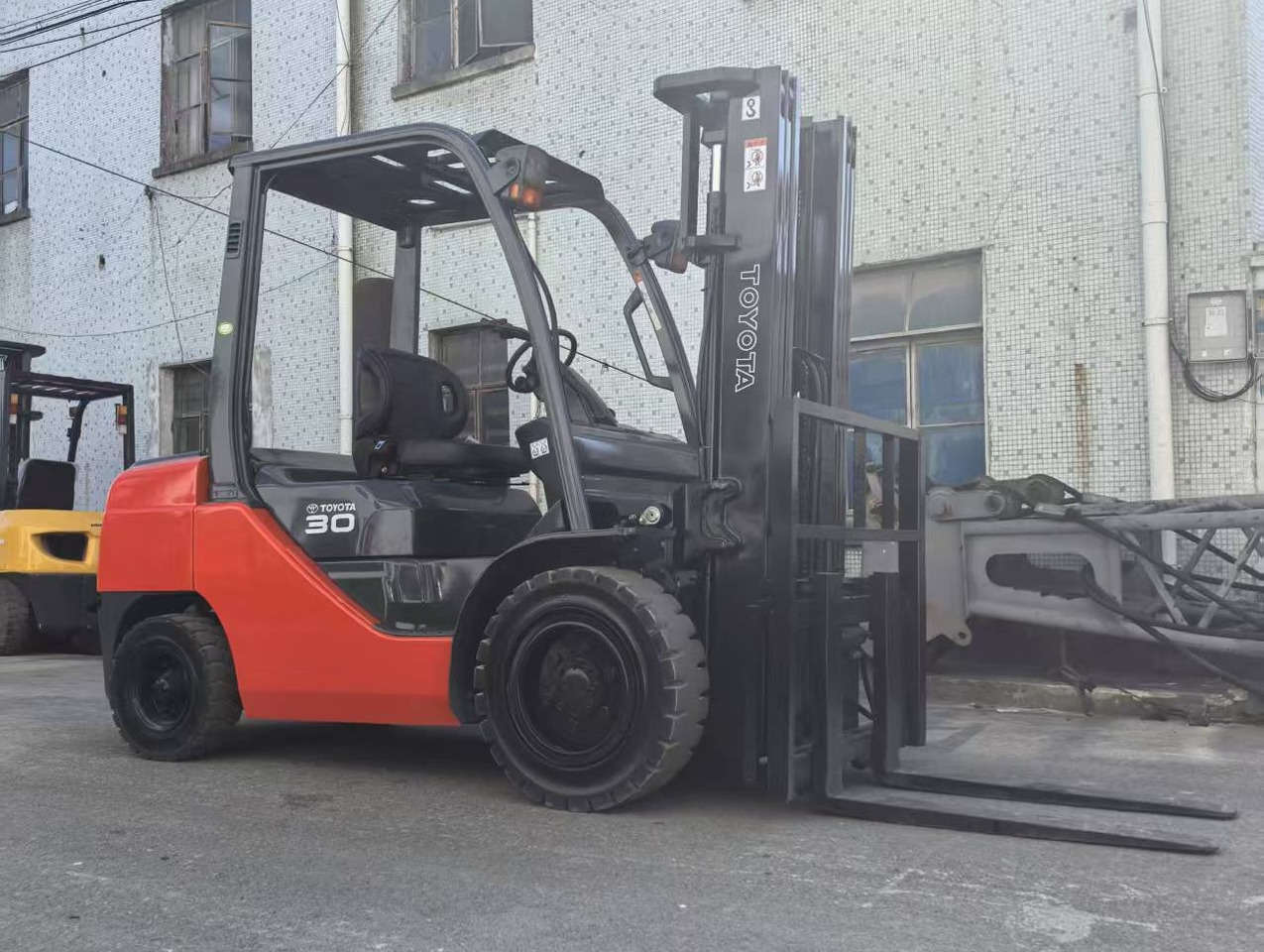 TOYOTA 8FD30 7FD30 FD50 FD100 Japan original 2.5ton 3Ton 3.5ton 5ton 7T 10t Used Diesel Forklift - Dieseltruck: bilde 1 TOYOTA 8FD30 7FD30 FD50 FD100 Japan original 2.5ton 3Ton 3.5ton 5ton 7T 10t Used Diesel Forklift - Dieseltruck: bilde 1