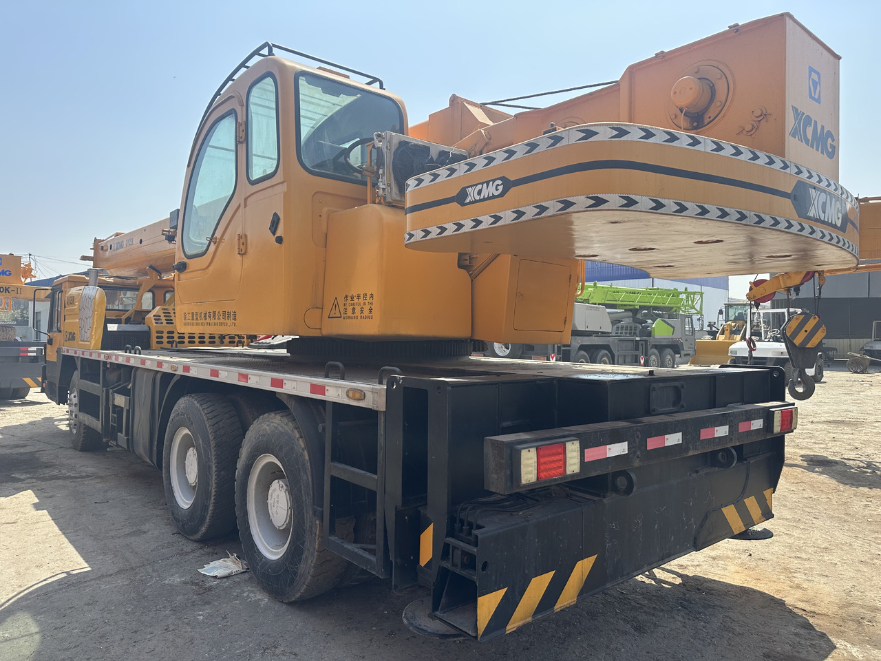 XCMG QY25K 25 ton truck crane - Mobilkran: bilde 4 XCMG QY25K 25 ton truck crane - Mobilkran: bilde 4