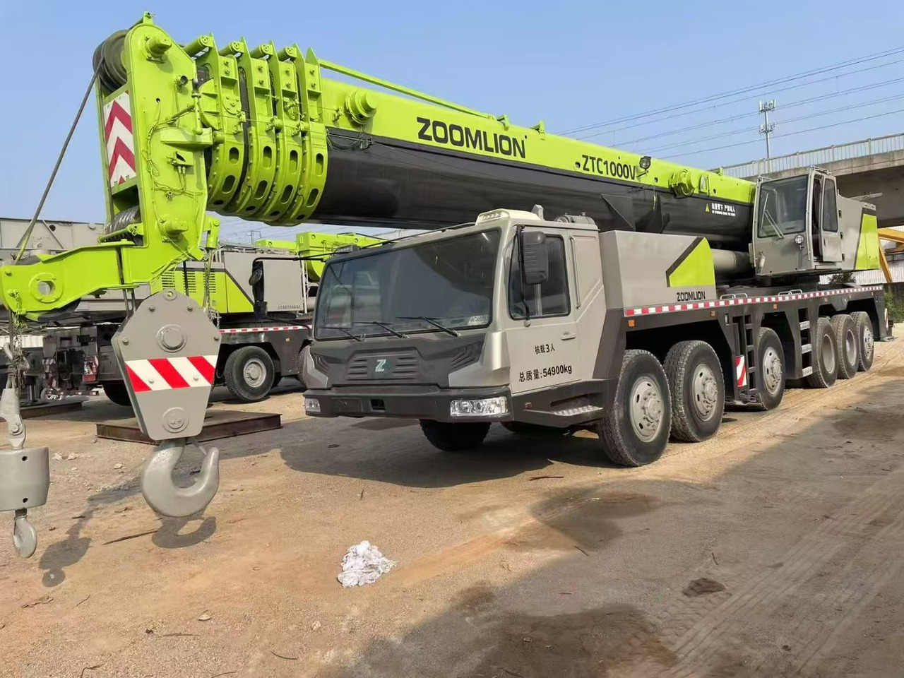 ZOOMLION ZTC1000V ZTC1100V ZTC1500V 100T 110T 150T Used truck crane - Mobilkran: bilde 1 ZOOMLION ZTC1000V ZTC1100V ZTC1500V 100T 110T 150T Used truck crane - Mobilkran: bilde 1