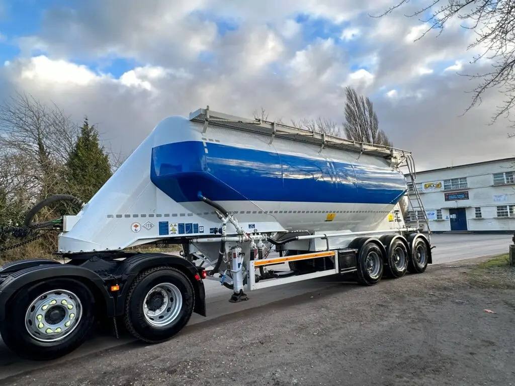Feldbinder Powder Tanker - Bulktrailer: bilde 2 Feldbinder Powder Tanker - Bulktrailer: bilde 2