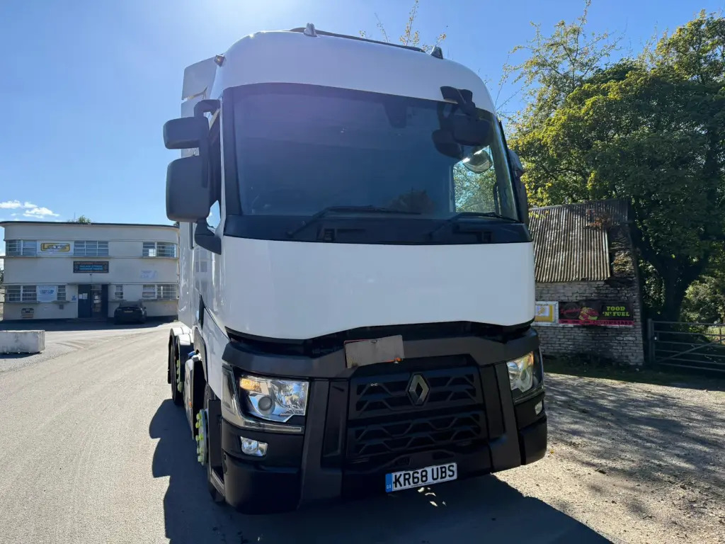 Renault T 480 (UBS) - Trekkvogn: bilde 2 Renault T 480 (UBS) - Trekkvogn: bilde 2
