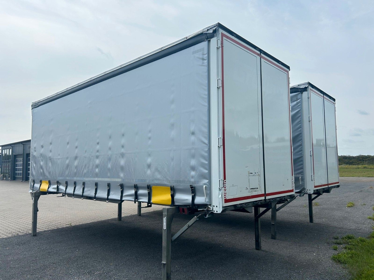 Wecon 6x Wechselpritschen Schiebeplane/Bordwand WP745S - Gardin vekselflak: bilde 1 Wecon 6x Wechselpritschen Schiebeplane/Bordwand WP745S - Gardin vekselflak: bilde 1