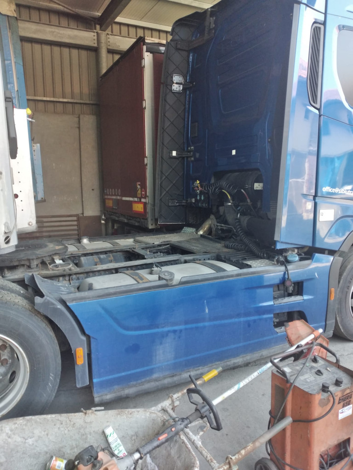 FORD F-MAX - Trekkvogn: bilde 3 FORD F-MAX - Trekkvogn: bilde 3