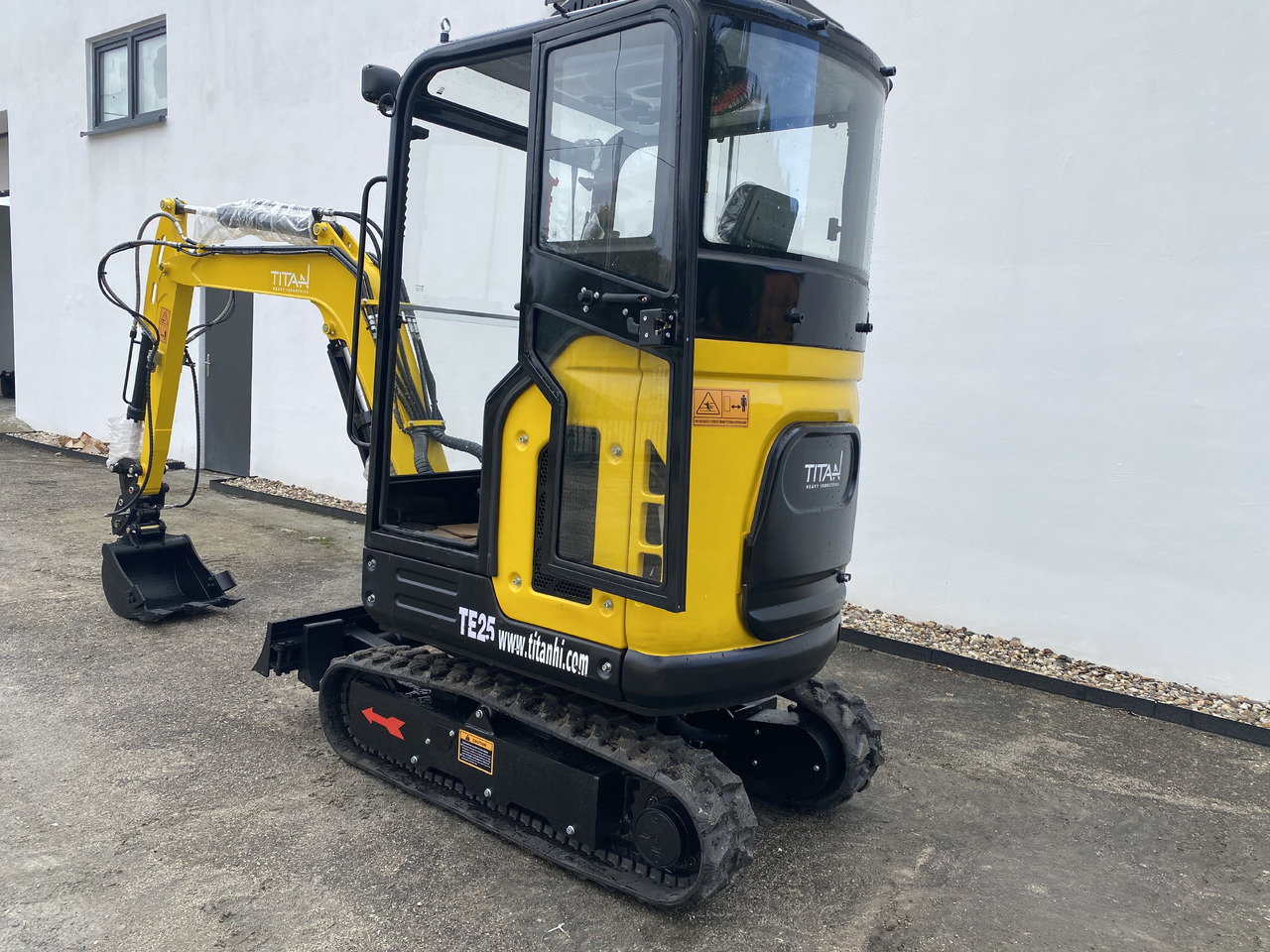 TITAN TE25 - Minigraver: bilde 2 TITAN TE25 - Minigraver: bilde 2