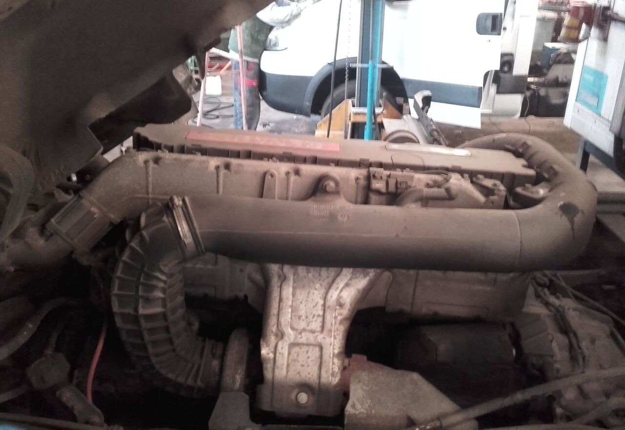 Renault DXI 7 320 E3 Renault Premium - Motor for Lastebil: bilde 2 Renault DXI 7 320 E3 Renault Premium - Motor for Lastebil: bilde 2
