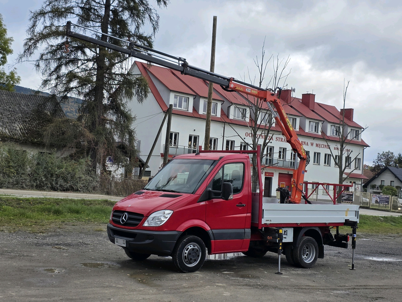 Mercedes-Benz Sprinter 418 CDI Skrzynia +HDS 10.5 M +Pilot  ! 87000km ! - Varebil med plan: bilde 2 Mercedes-Benz Sprinter 418 CDI Skrzynia +HDS 10.5 M +Pilot  ! 87000km ! - Varebil med plan: bilde 2