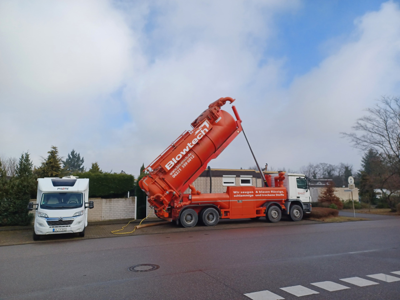 MERCEDES-BENZ Naaktgeboren Vacu-Press 8000 High-Lift V2A less km+hours! - Vakuum lastebil: bilde 4 MERCEDES-BENZ Naaktgeboren Vacu-Press 8000 High-Lift V2A less km+hours! - Vakuum lastebil: bilde 4