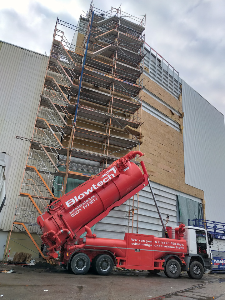 MERCEDES-BENZ Naaktgeboren Vacu-Press 8000 High-Lift V2A less km+hours! - Vakuum lastebil: bilde 3 MERCEDES-BENZ Naaktgeboren Vacu-Press 8000 High-Lift V2A less km+hours! - Vakuum lastebil: bilde 3