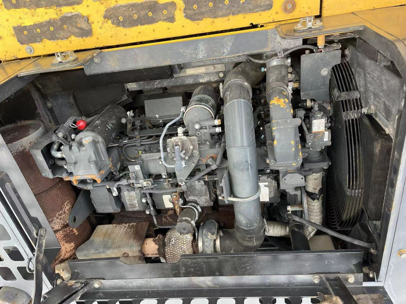 Komatsu PC400-8R - Beltegraver: bilde 4 Komatsu PC400-8R - Beltegraver: bilde 4