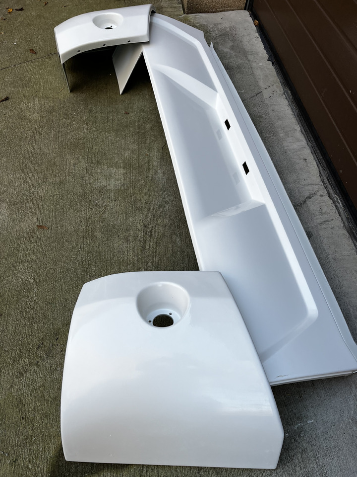 Zderzak tylny VOLVO 9500 9700 9900 VOLVO 9500 9700 9900 - Støtfanger for Turistbuss: bilde 2 Zderzak tylny VOLVO 9500 9700 9900 VOLVO 9500 9700 9900 - Støtfanger for Turistbuss: bilde 2