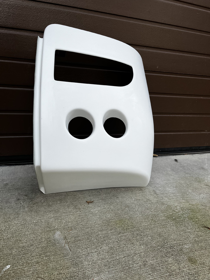 Narożnik, zderzak przedni lewy MB 350 Tourismo Mercedes-Benz 350 Tourismo - Karosseri og eksteriør for Buss: bilde 1 Narożnik, zderzak przedni lewy MB 350 Tourismo Mercedes-Benz 350 Tourismo - Karosseri og eksteriør for Buss: bilde 1