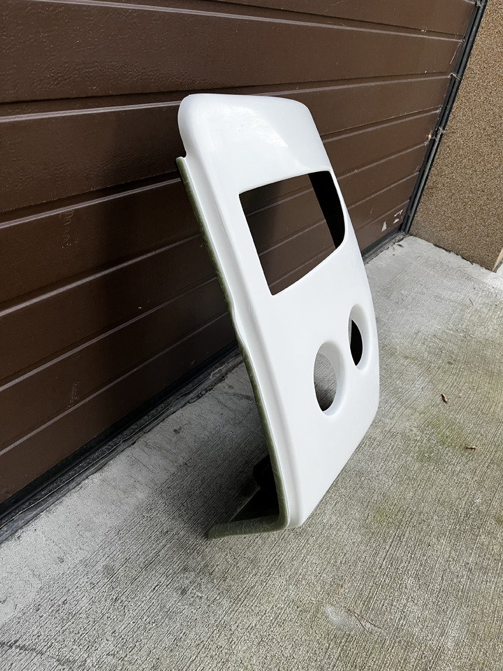 Narożnik, zderzak przedni lewy MB 350 Tourismo Mercedes-Benz 350 Tourismo - Karosseri og eksteriør for Buss: bilde 3 Narożnik, zderzak przedni lewy MB 350 Tourismo Mercedes-Benz 350 Tourismo - Karosseri og eksteriør for Buss: bilde 3