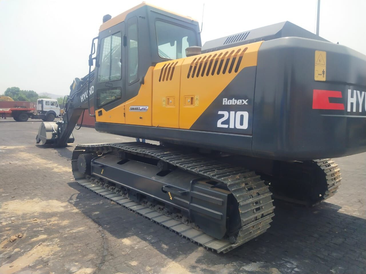 New Hyundai R210 tracked excavator - Beltegraver: bilde 3 New Hyundai R210 tracked excavator - Beltegraver: bilde 3